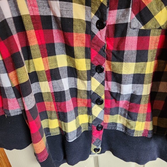 Erica Brooke checkered plaid retro  button down 3/4 sleeves - Picture 3 of 9